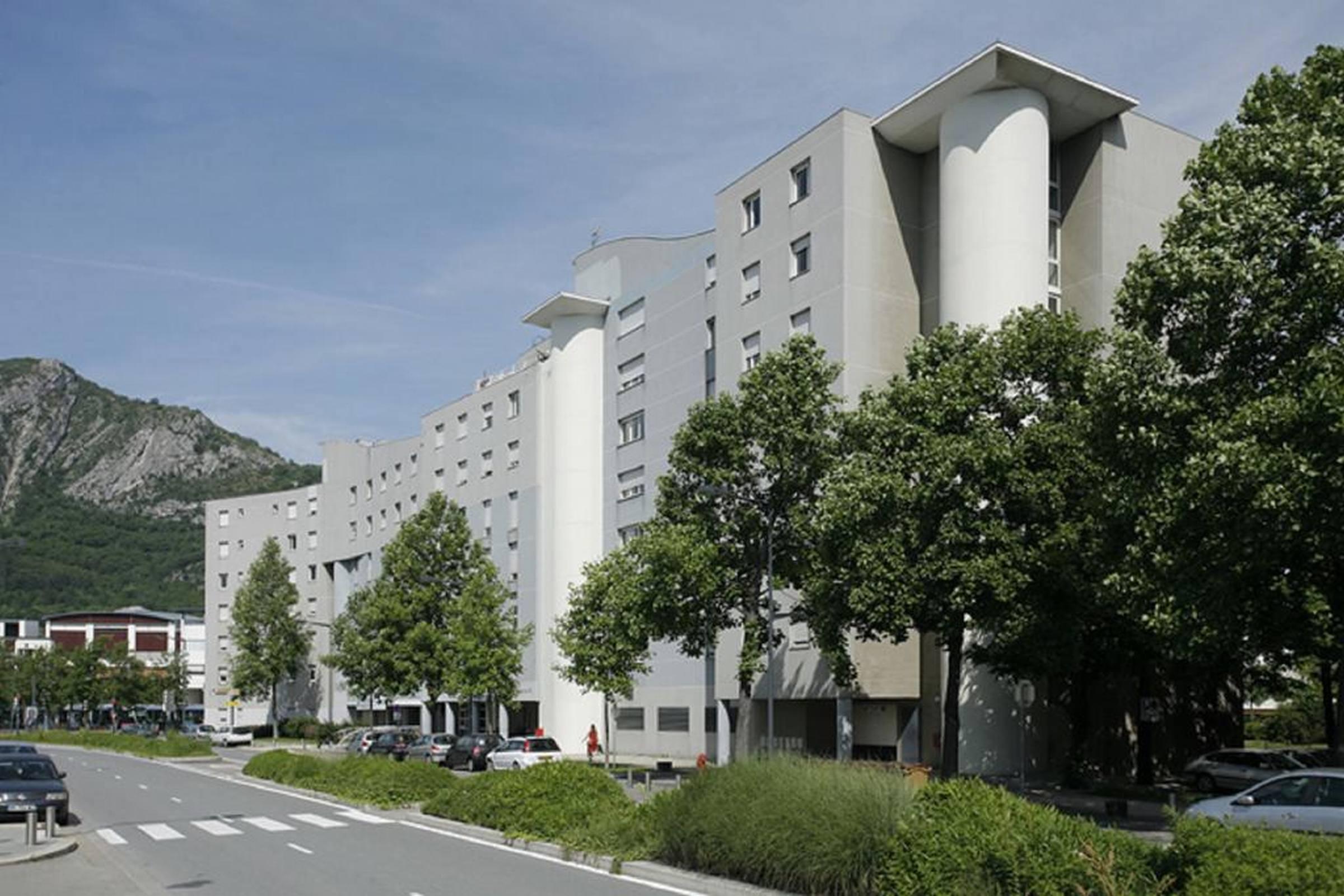 Sejours & Affaires Grenoble Marie Curie Aparthotel Exterior photo