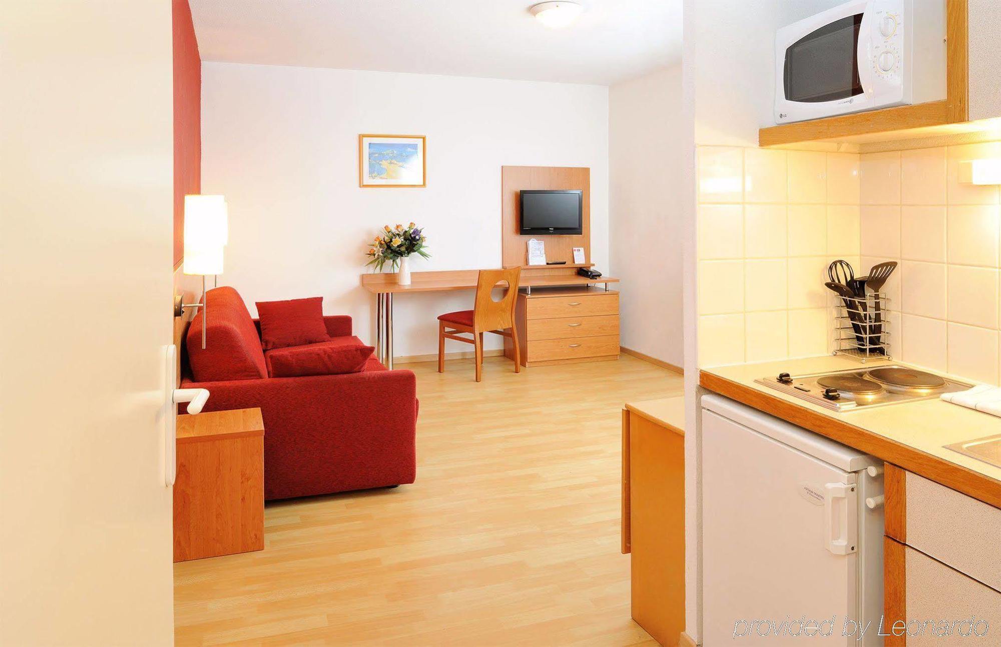 Sejours & Affaires Grenoble Marie Curie Aparthotel Exterior photo